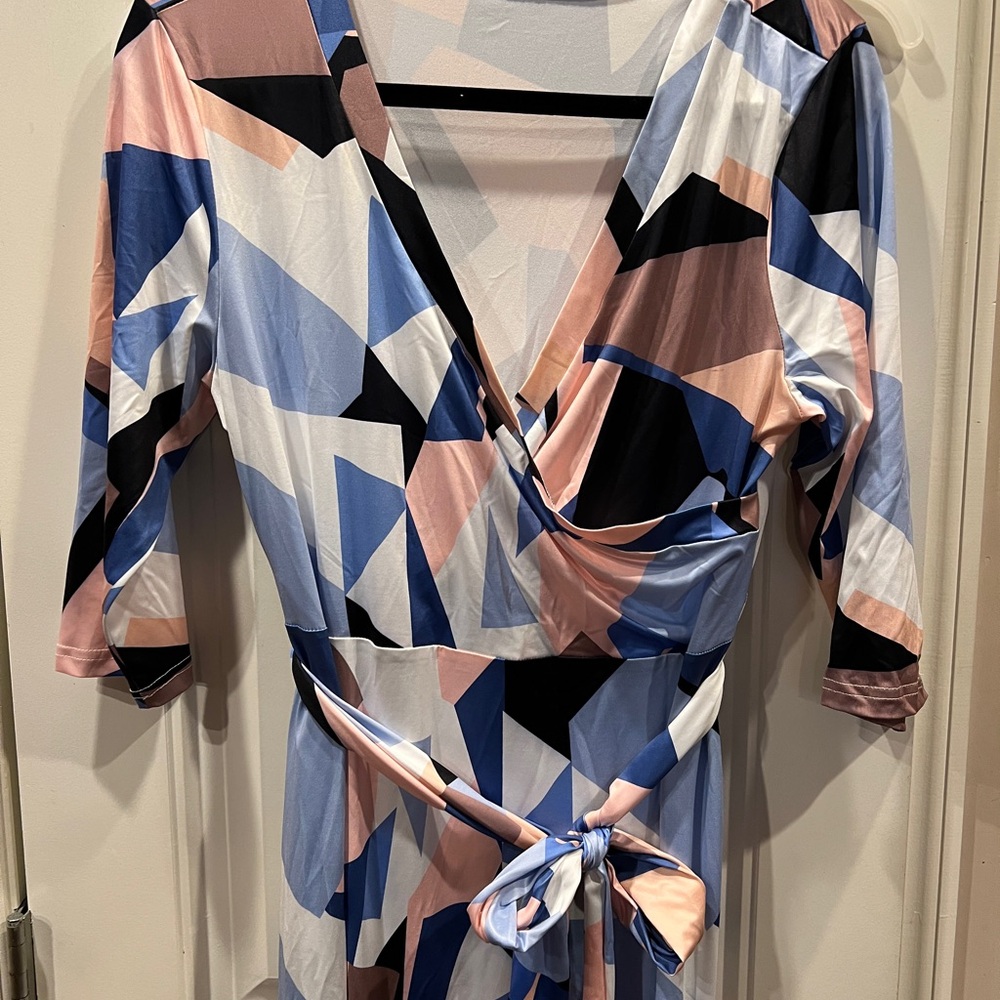 Pink Blue White Geometric Print Wrap Maxi Dress Sz Large - Picture 4 of 6